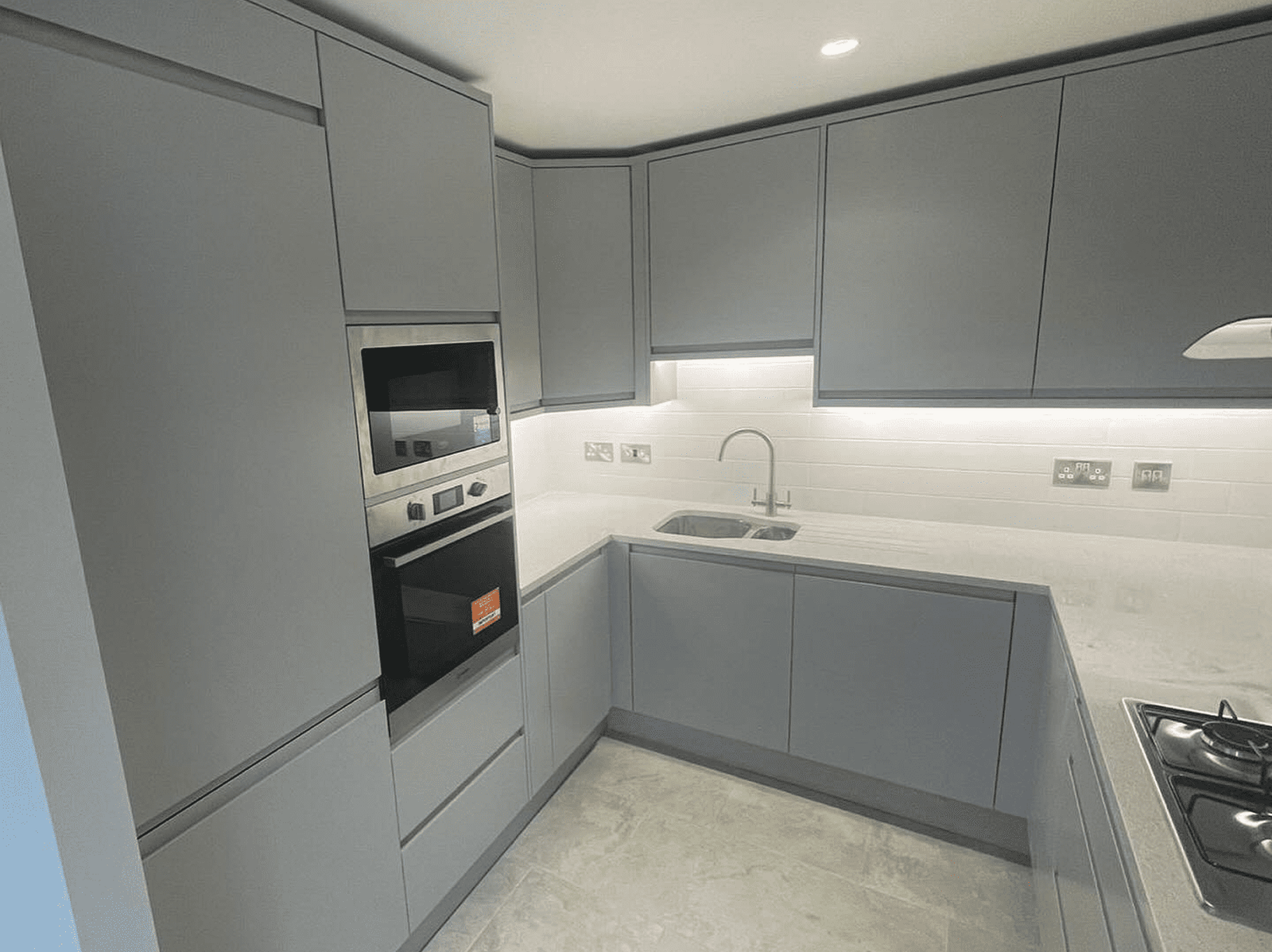 Functional & Stylish Arena Handleless Kitchen | Dublin image 1