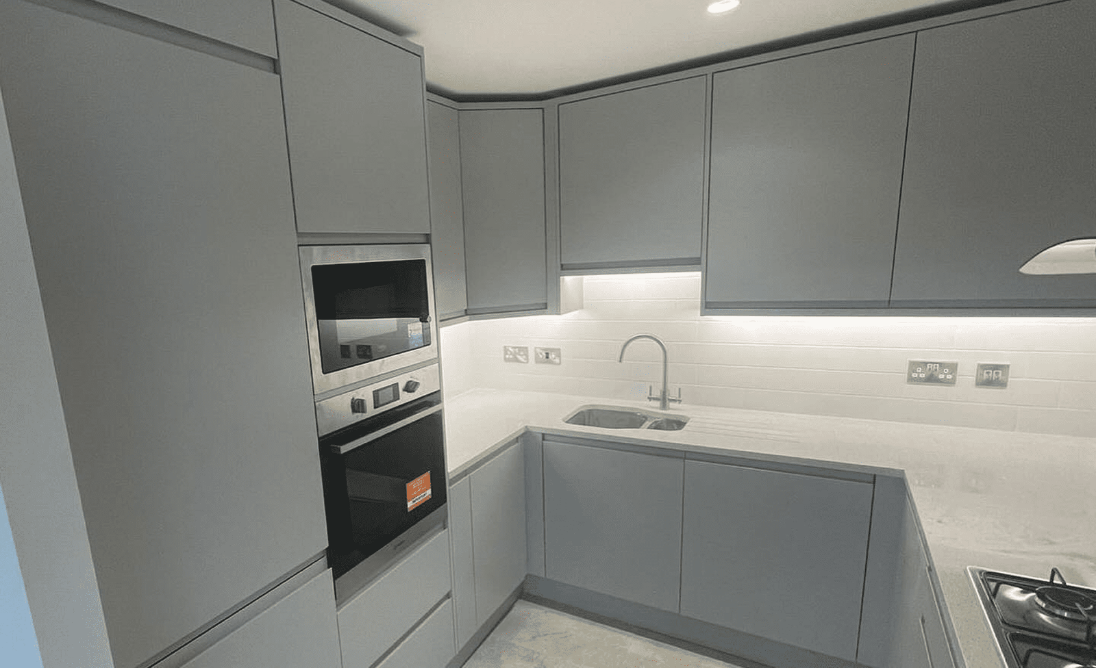 Functional & Stylish Arena Handleless Kitchen | Dublin