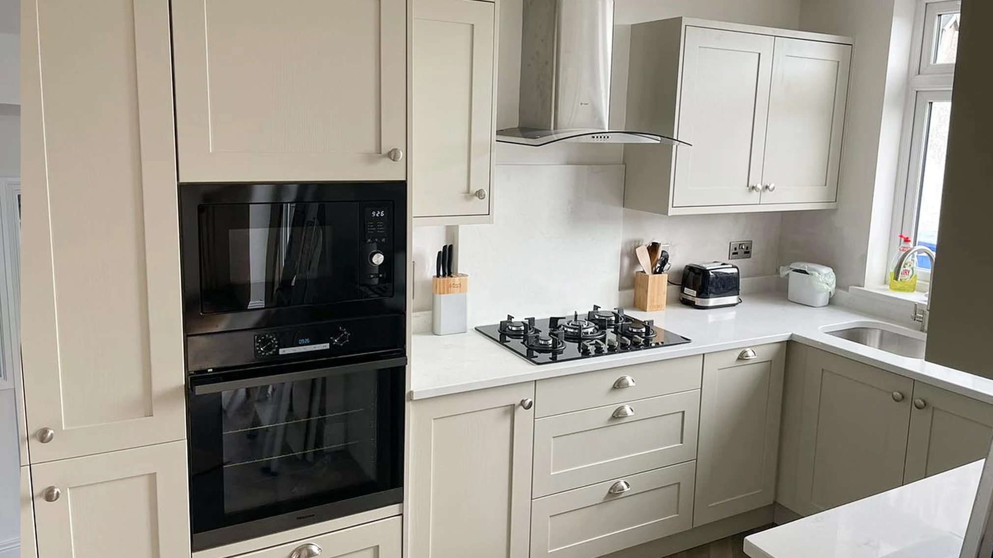 Painted Shaker U-Shaped Fitted Kitchen in Mussel image 1