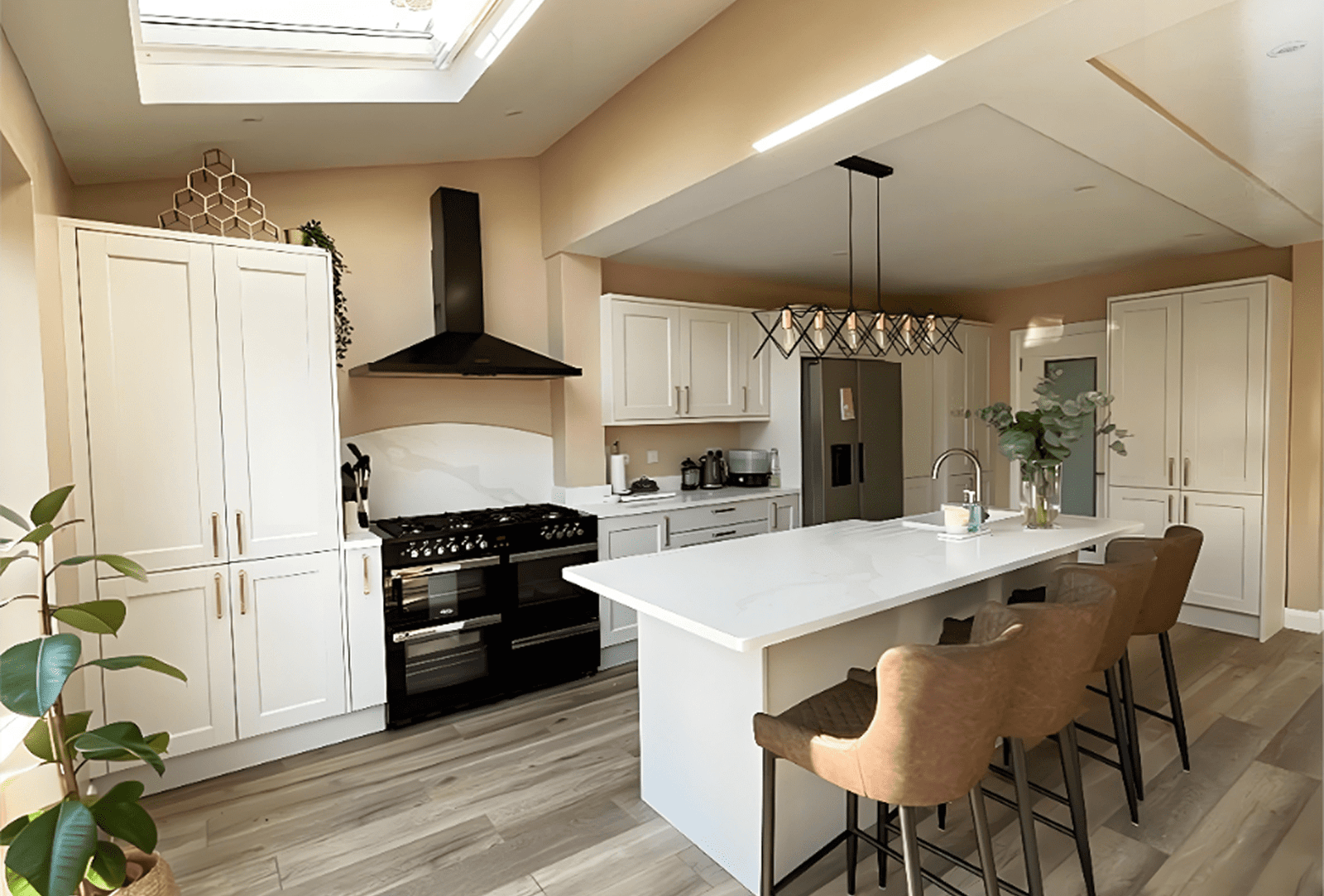 Shaker One-Wall Fitted Kitchen with Island and Quartz image 1
